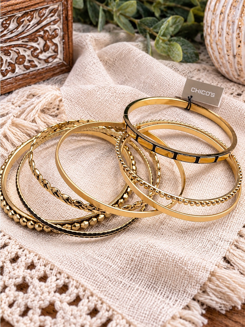 Chico’s Gold-Tone Bangle Bracelet Set (BN4/po)